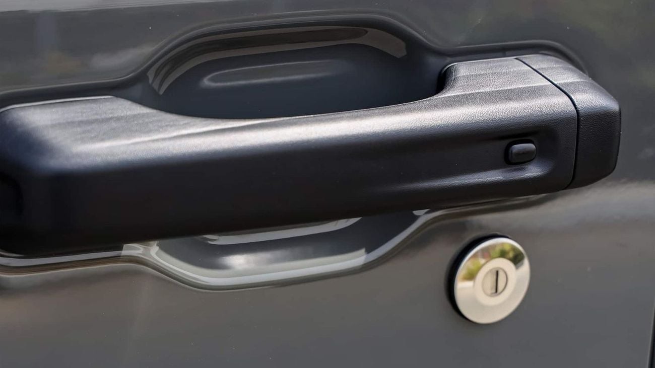 جيب رانجلر Sahara Wrangler Unlimited V6 3.6L Petrol 2023YM