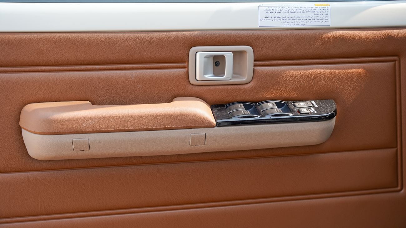 Toyota Land Cruiser Pick Up