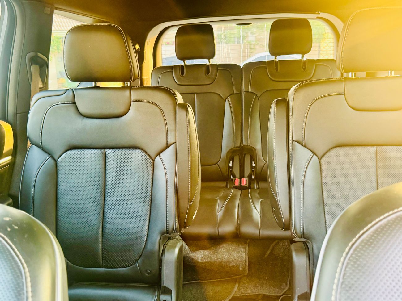 جيب جراند شيروكي Overland 3.6L