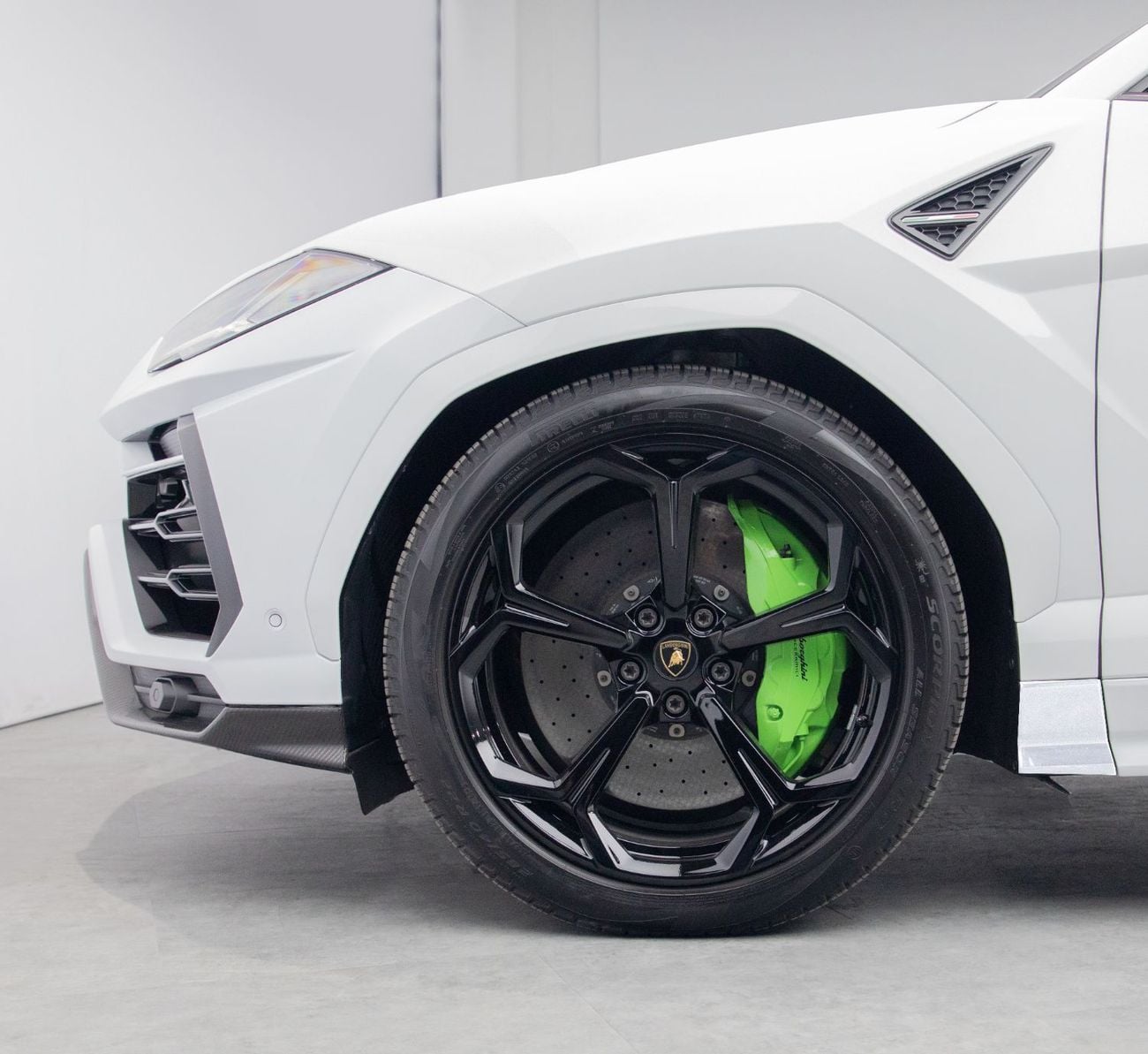 Lamborghini Urus STD