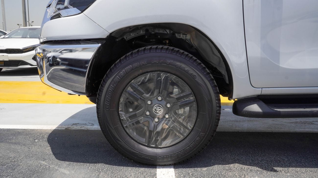 Toyota Hilux 2.4 L d SR5