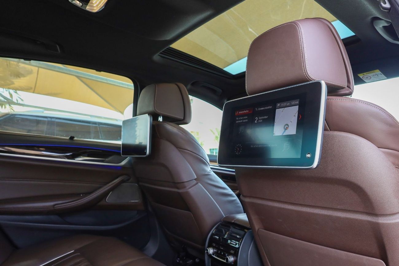 بي أم دبليو 530i M سبورت