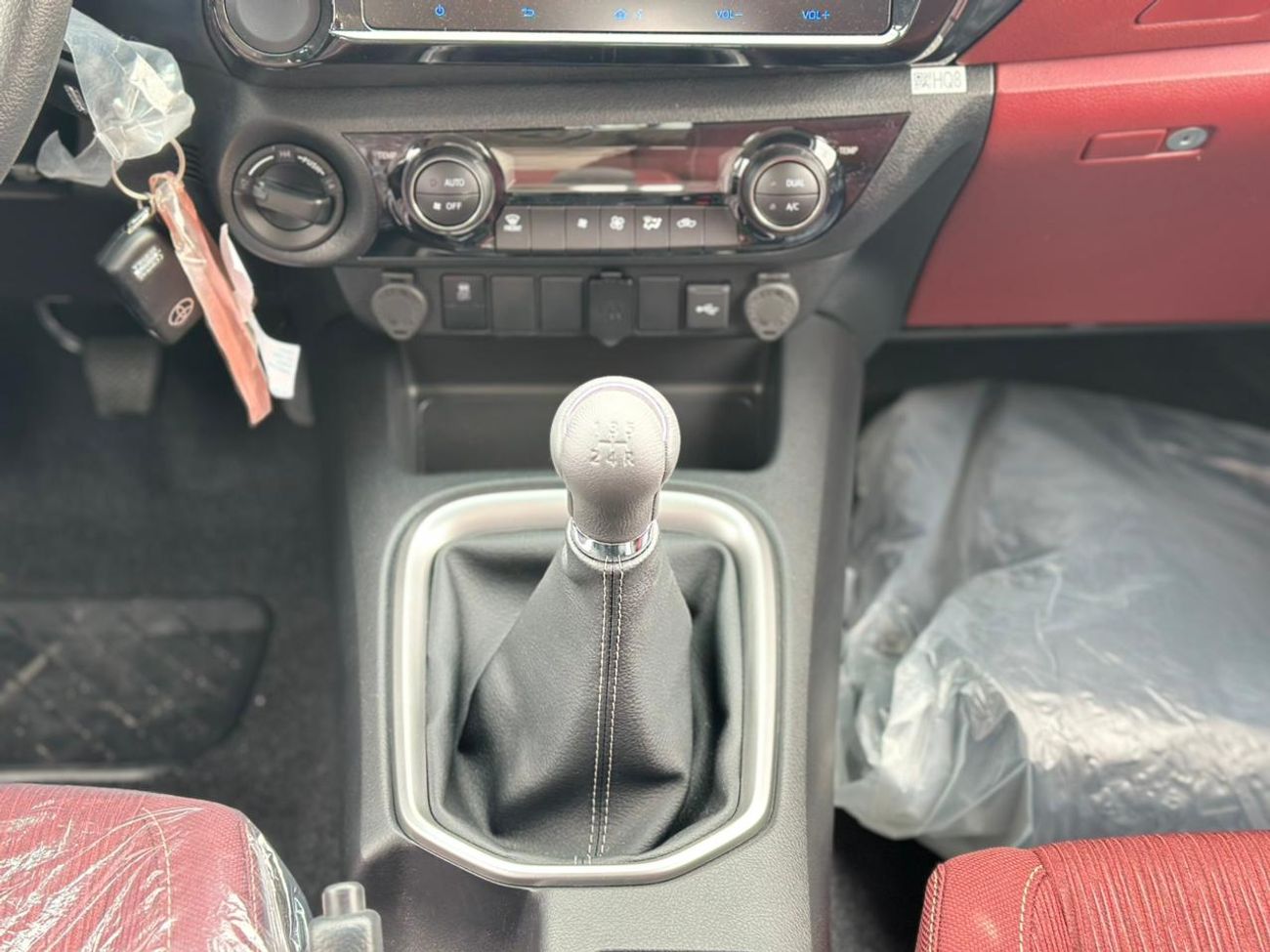 Toyota Hilux SR 2.7L