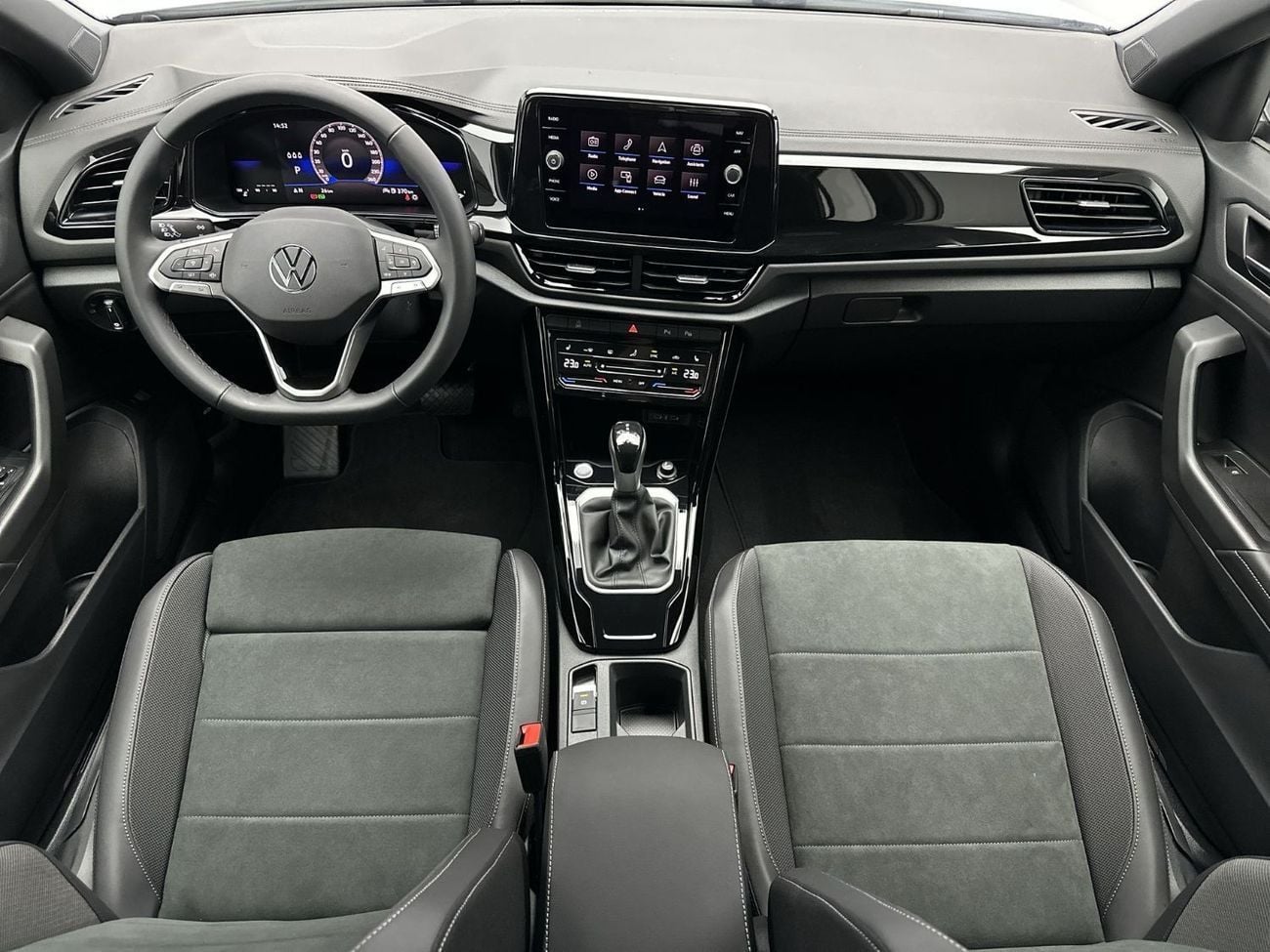 فولكس واجن T ROC Style 1.4L