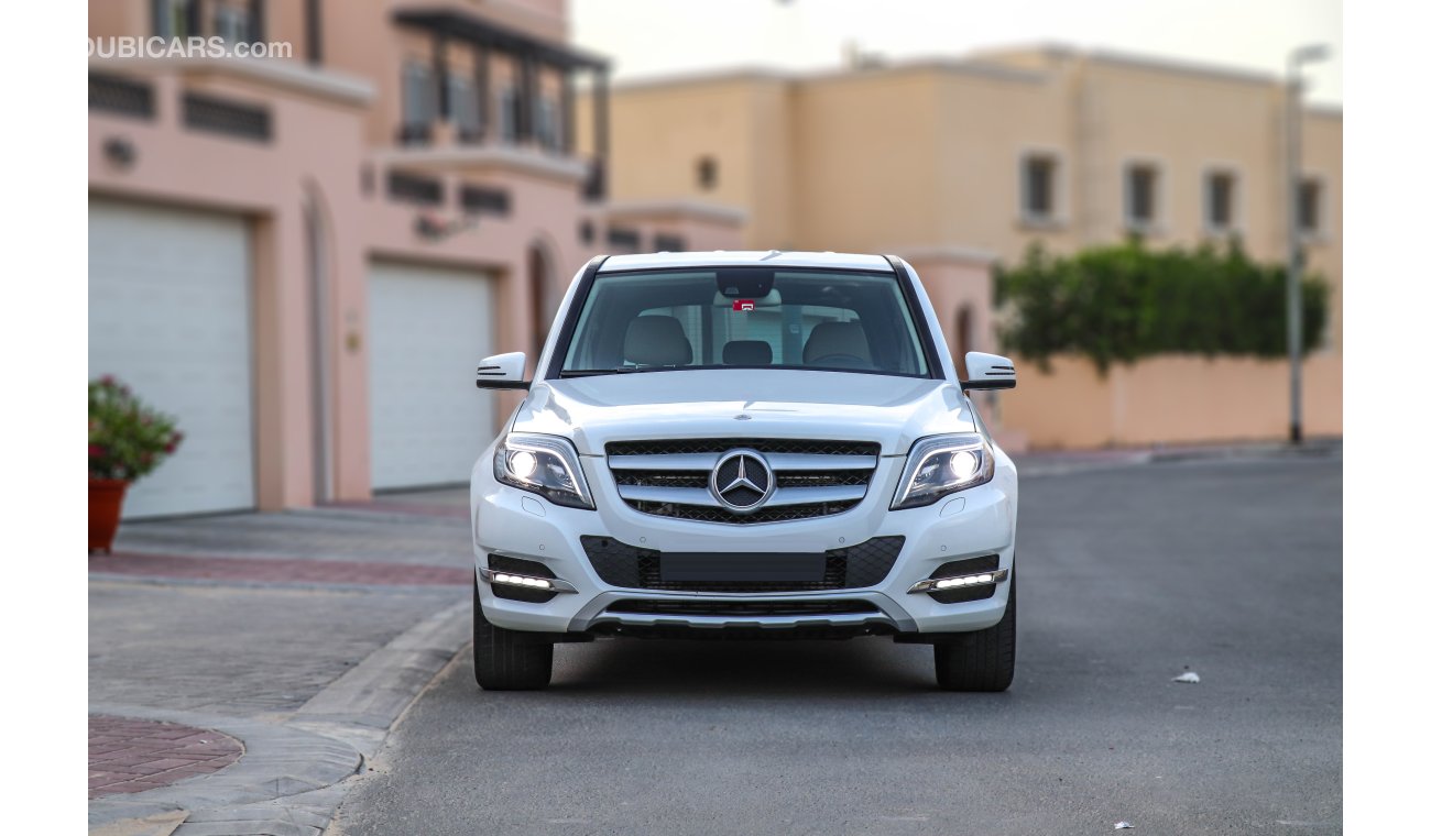 مرسيدس بنز GLK 250 2015 4Matic AED 1745 P.M with 0% Downpayment