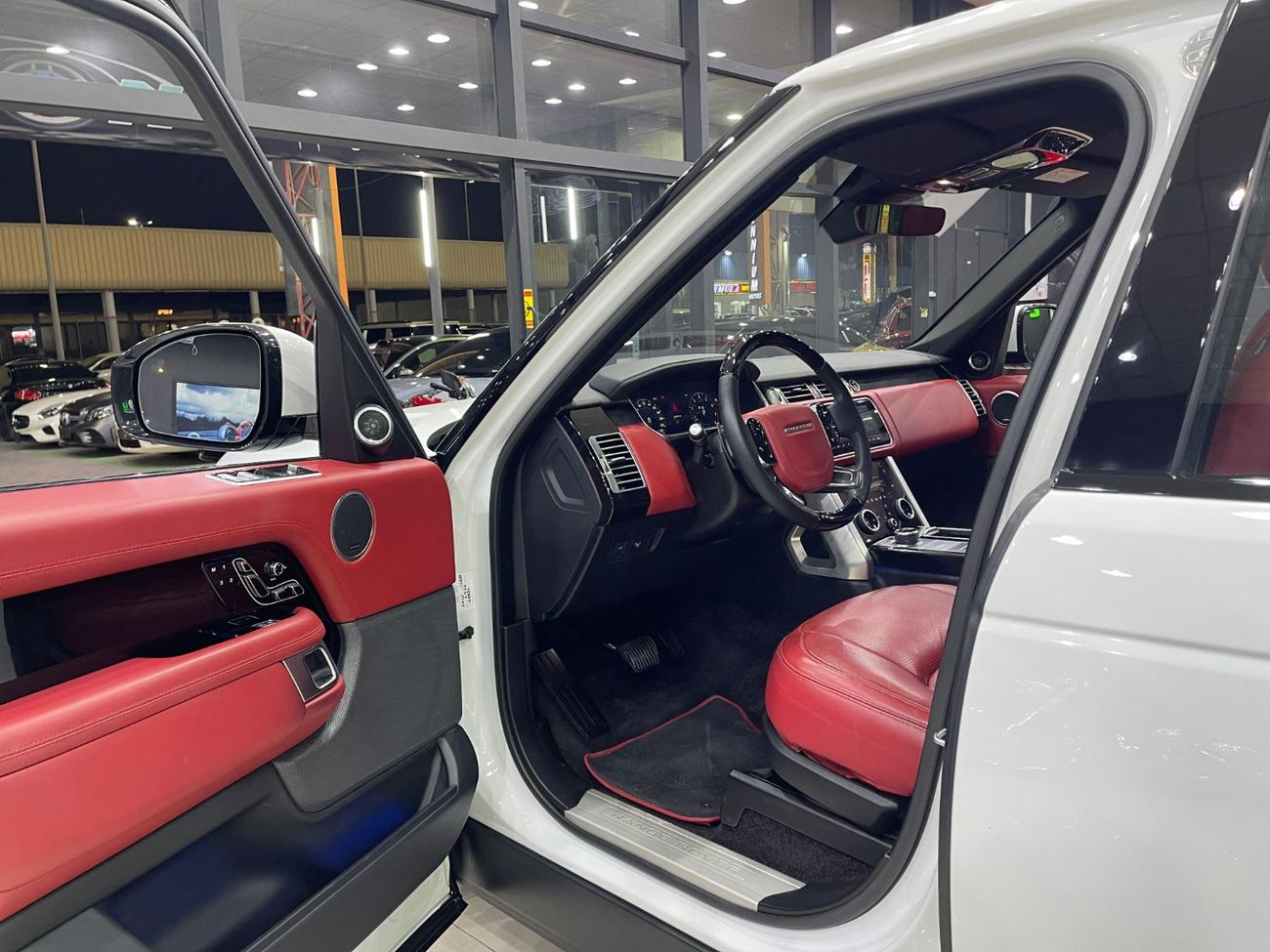 Land Rover Range Rover HSE 3.0L (375 HP)