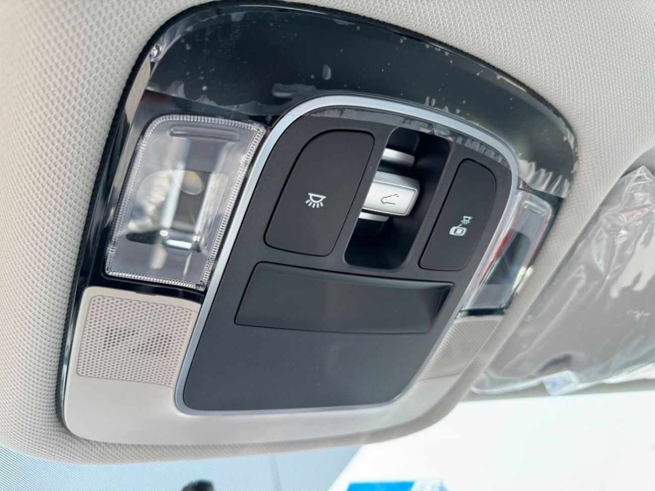 هيونداي توسون HYUNDAI TUCSON 1.6T - 2025 MODEL - WHITE COLOR