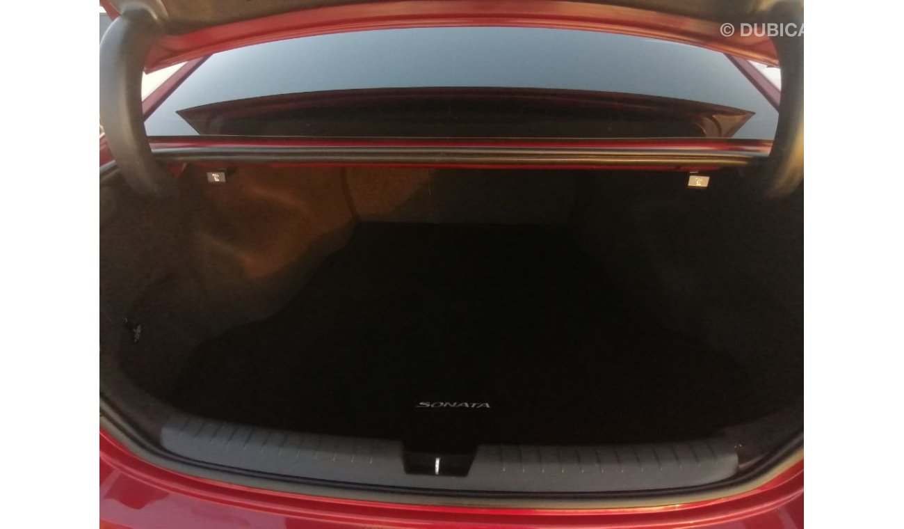 هيونداي سوناتا هيونداي سوناتا 2016 مواصفات أمريكيه فل اوبشن رقم 1 بدون حوادث نظيفه جدا جدا من الداخل والخارج