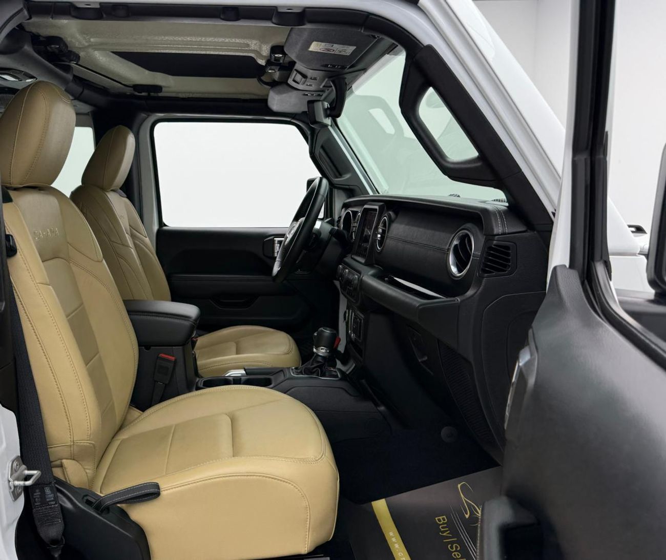 Jeep Wrangler 2018 Jeep Wrangler Sahara, Full Service History, Fully Loaded, Excellent Condition, GCC