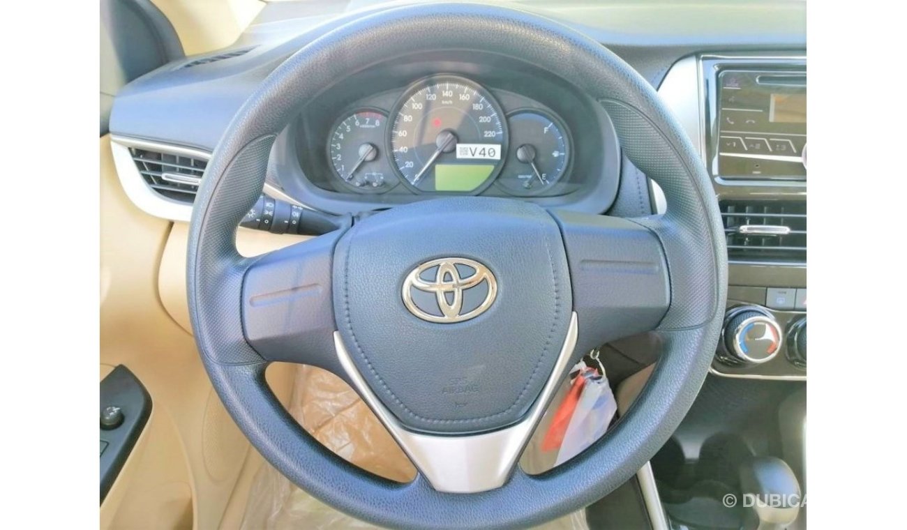 Toyota Yaris 1.5   sedan