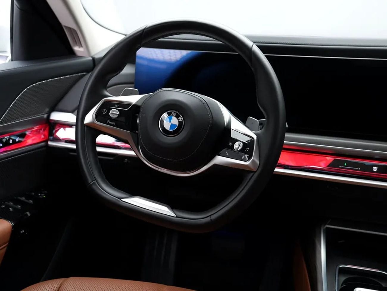 BMW 735i BUSINESS EXCELLENCE 735i GCC Specs