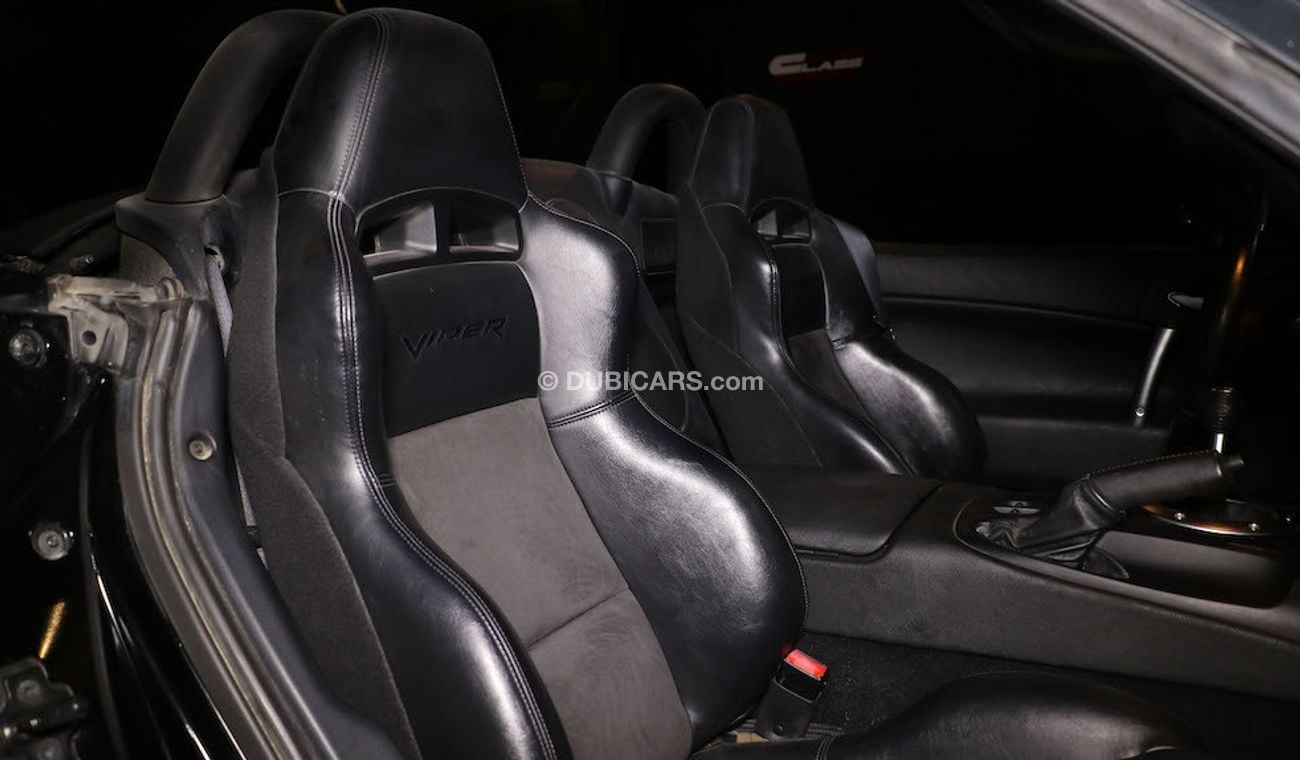 Dodge Viper SRT-10 - 505HP