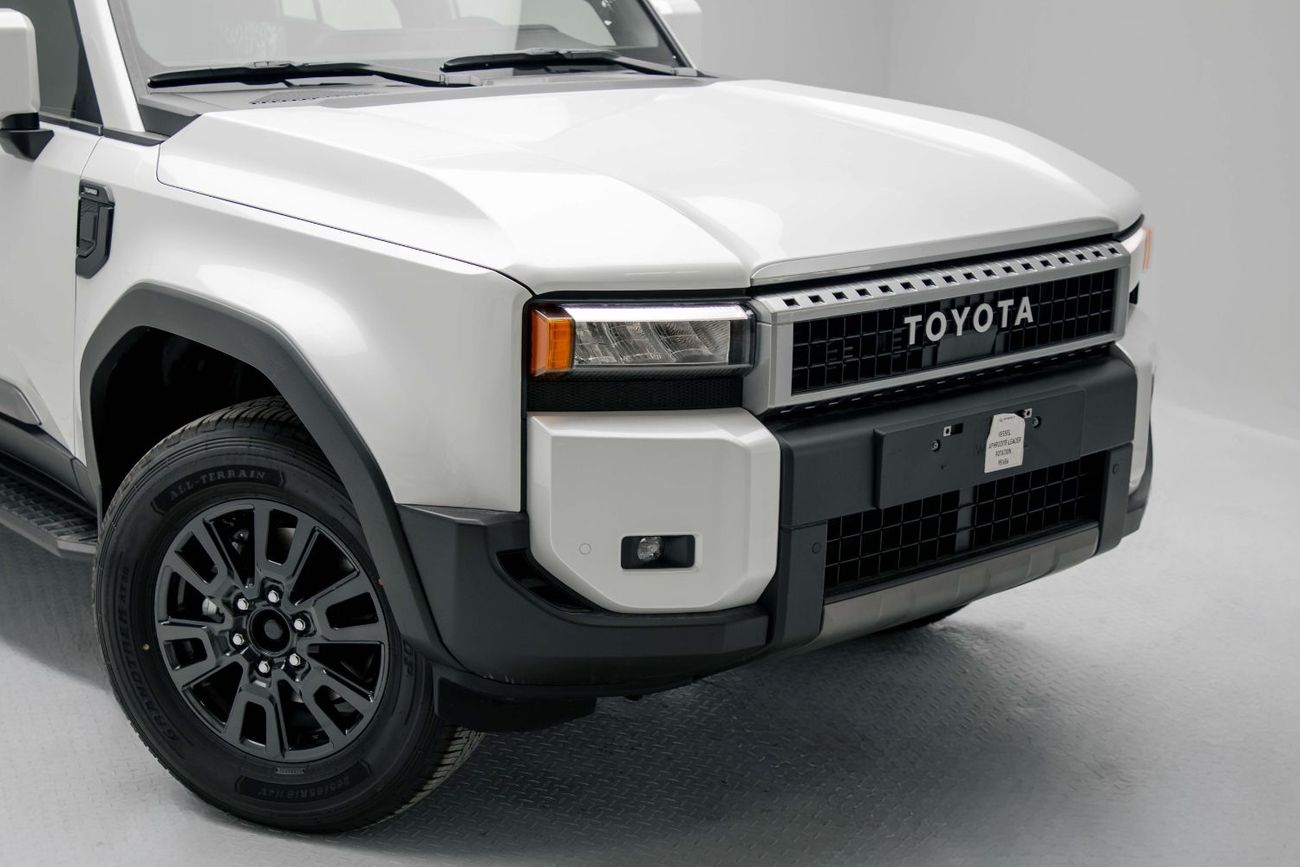 تويوتا برادو 2.4L - Platinum White Inside Black | Export Only