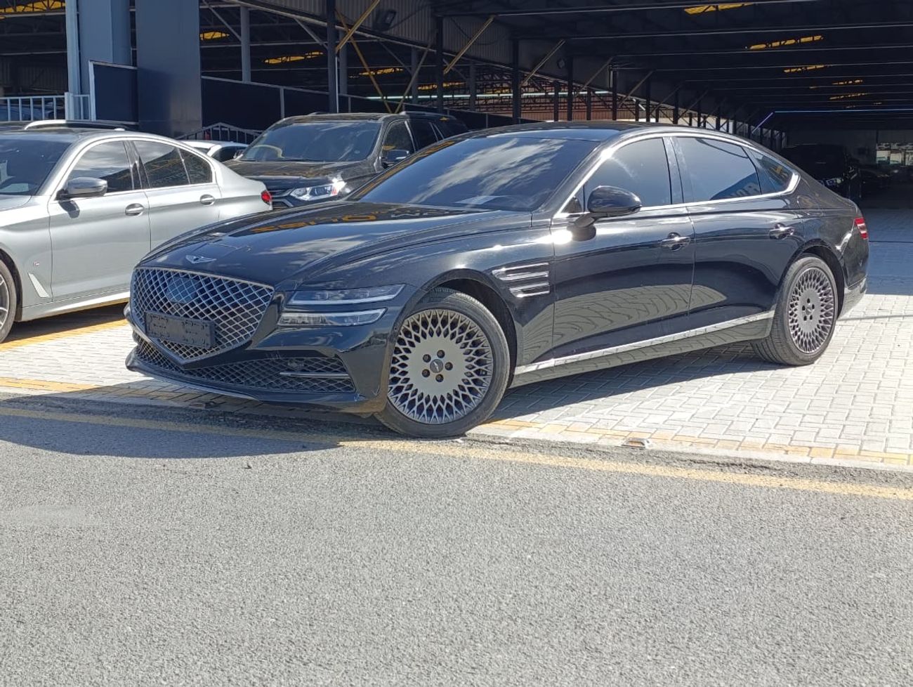 جينيسس G80 Prestige 2.5L RWD