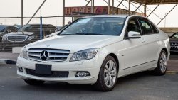 Mercedes-Benz C 300 Low Mileage