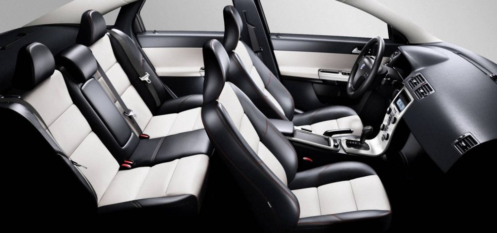 Volvo S40 interior - Seats