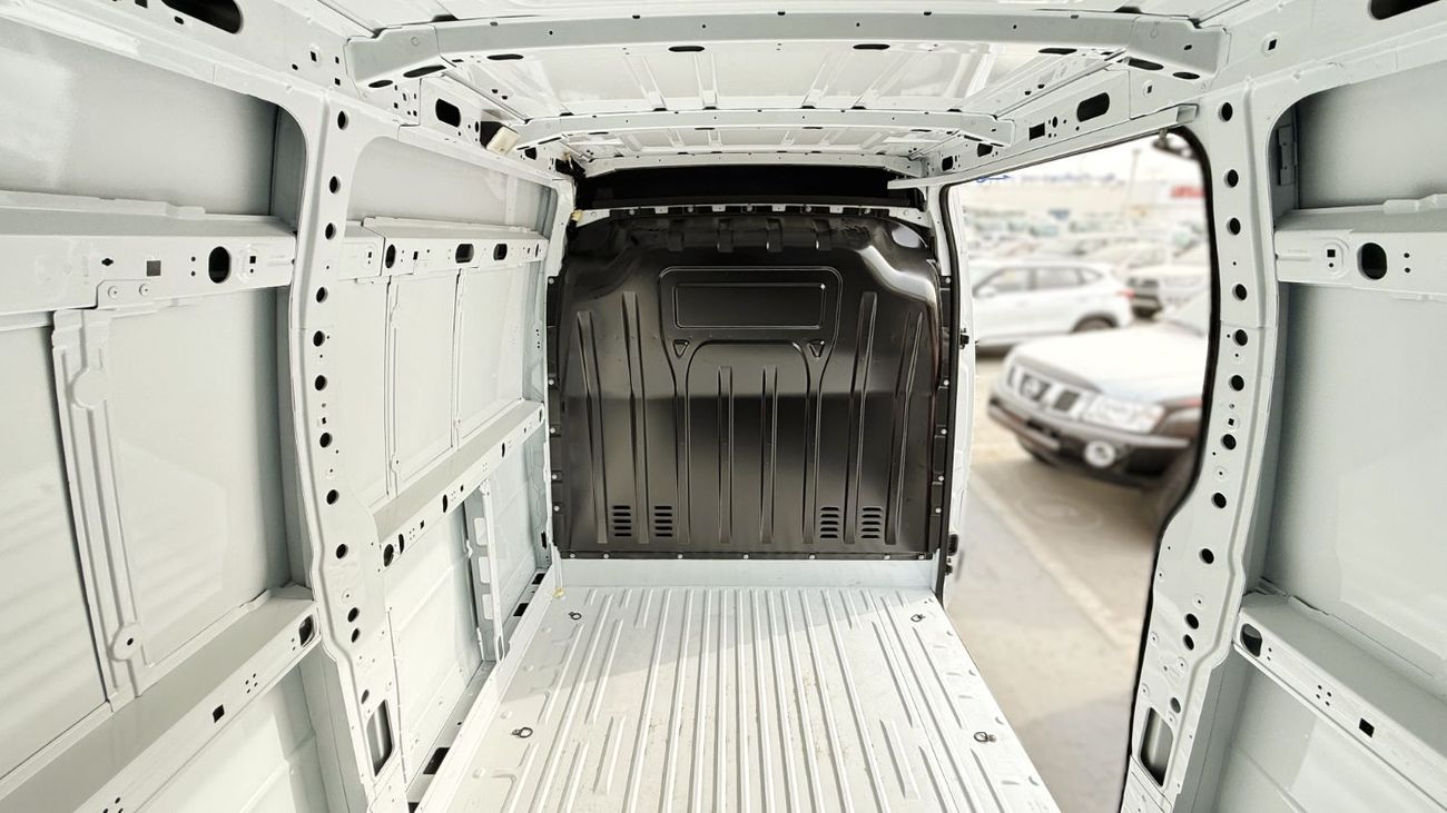 Renault Master 2.3T Panel Van (L2H2) Renault Master 2.3T Diesel Panel Van (L2H2) 2025YM