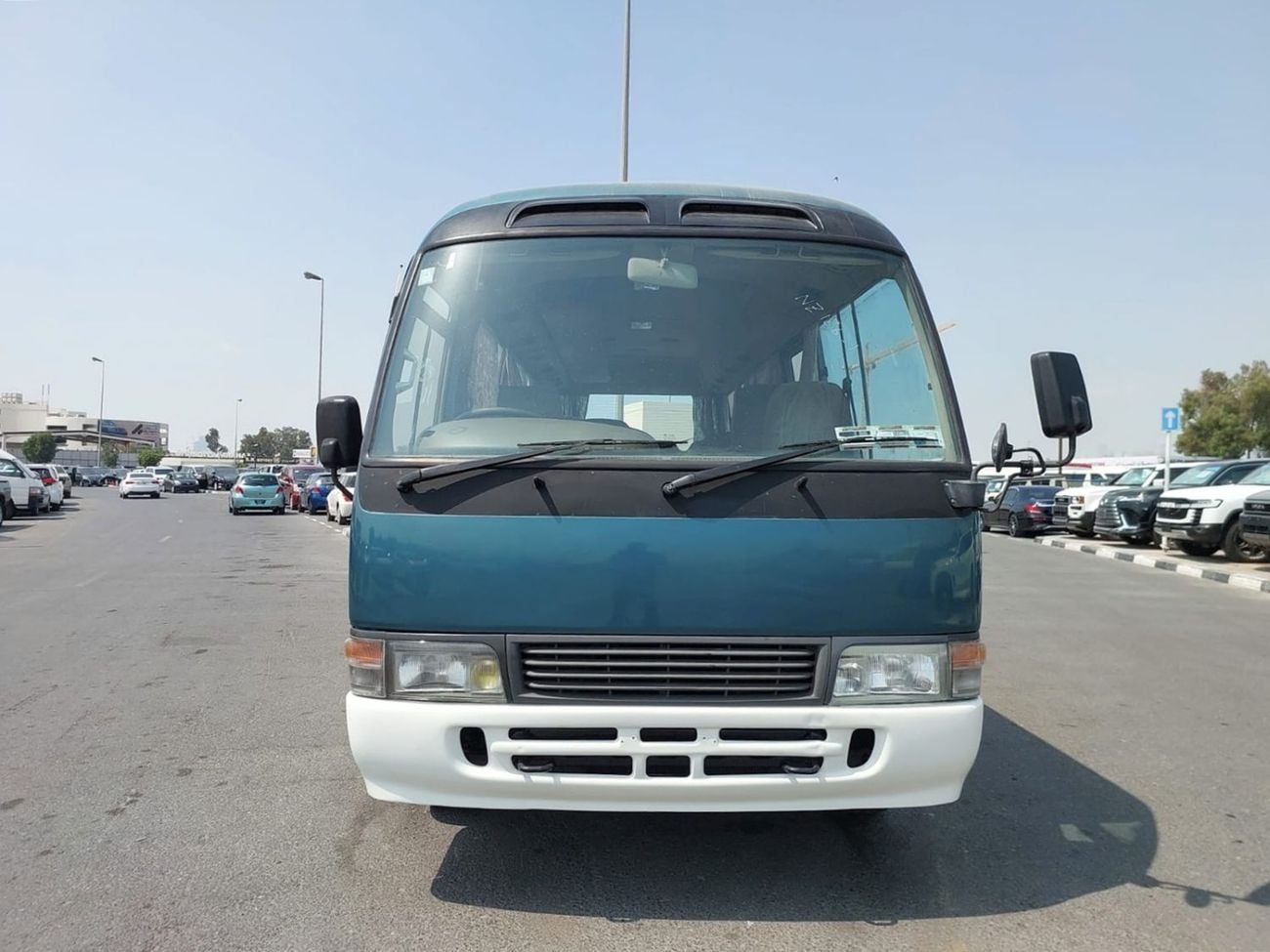 تويوتا كوستر (RAMADAN OFFER) TOYOTA COASTER BUS RHD 1996 MODEL 4.2 L DIESEL AUTOMATIC(PM01351)