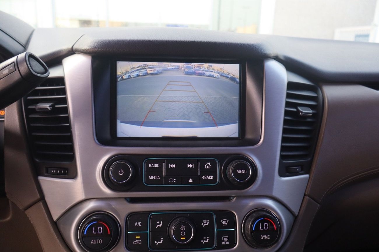 GMC Yukon SLE 5.3L 4WD (8 Seater)