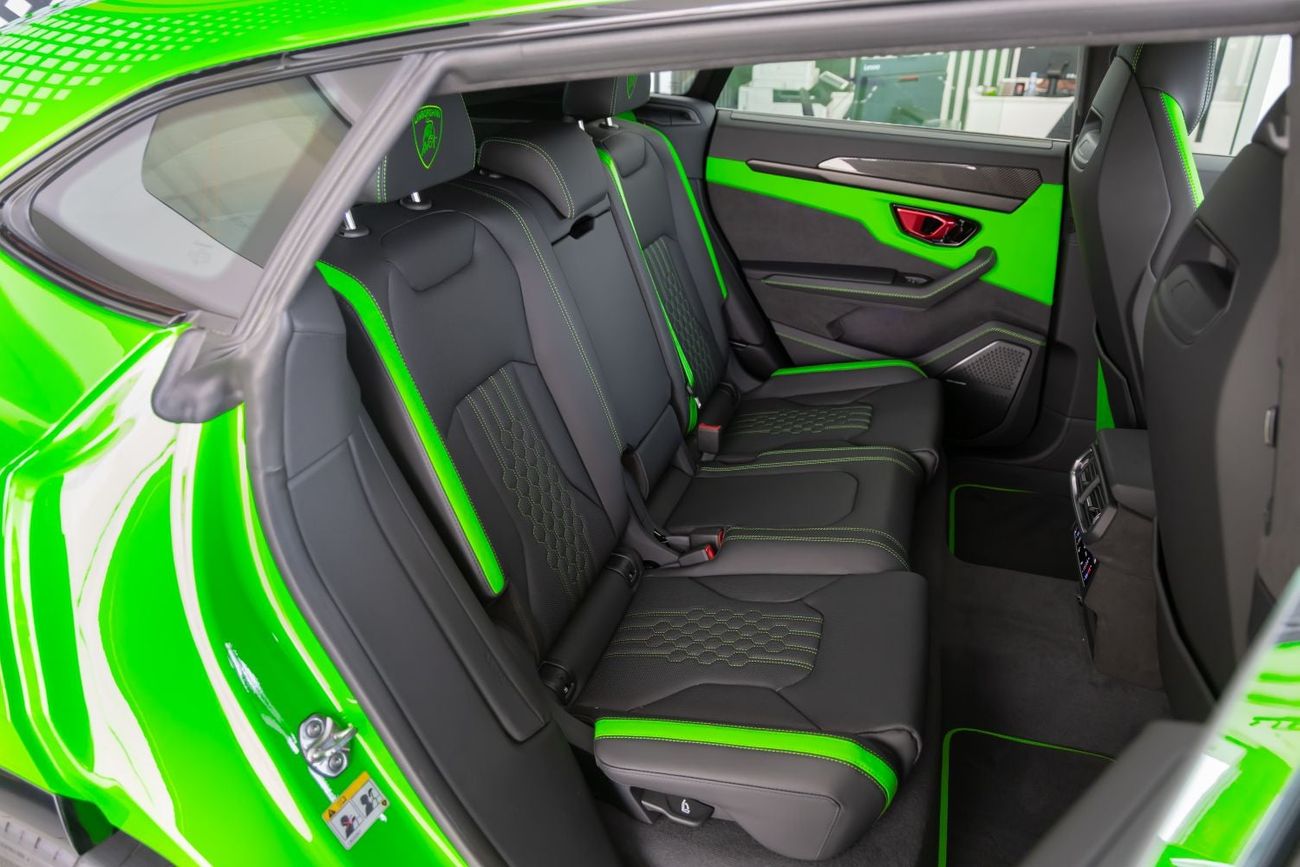 Lamborghini Urus SE Lamborghini Urus SE | 2026 | European Specs | V8 4.0L Twin Turbo 800HP | SUV PHEV | AWD