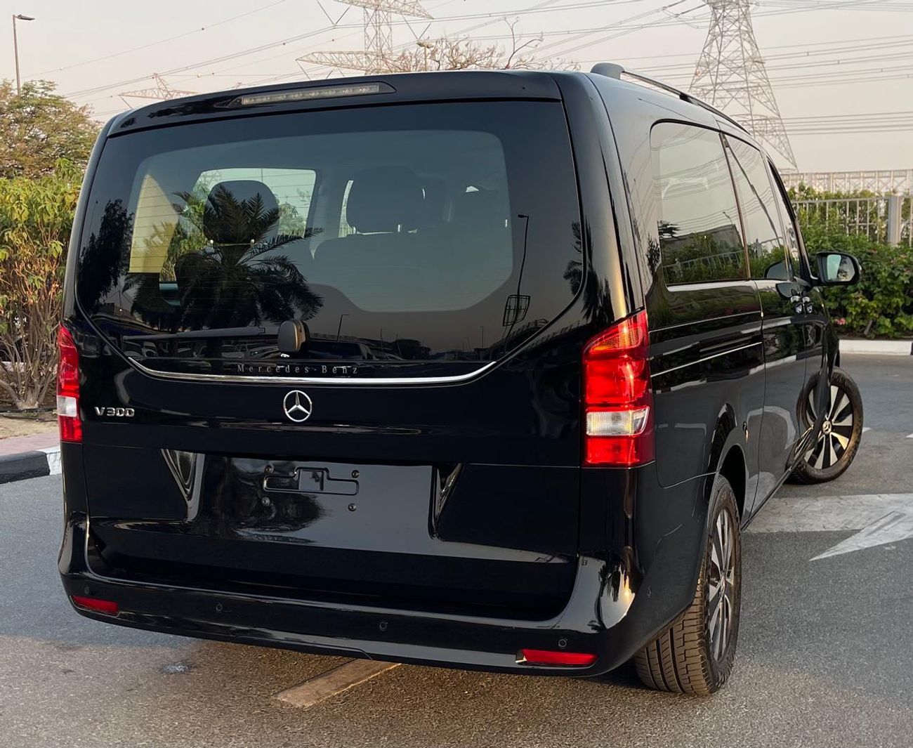 Mercedes-Benz V 300 5 years Warranty 2025 GCC