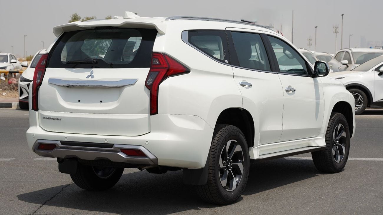 Mitsubishi Montero Sport GLS Brand New – 3.0L Petrol 4WD Automatic – H59 – GCC 2026 – Export Only
