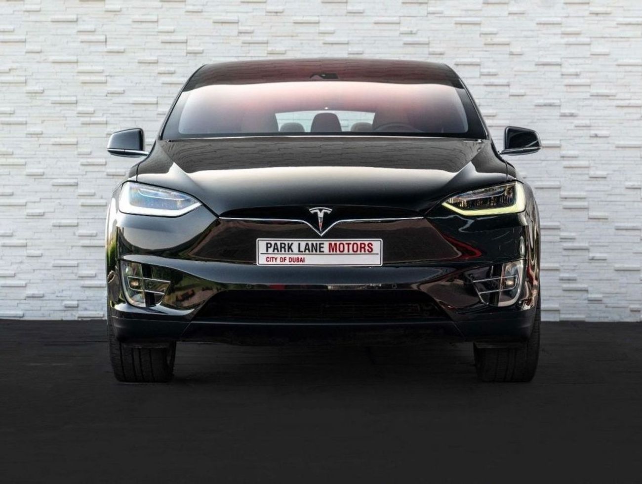 تسلا موديل اكس TESLA MODEL X P 90D LUDICROUS MODE • 7-SEATER • FULLY LOADED • FULL SERVICE TESLA UAE