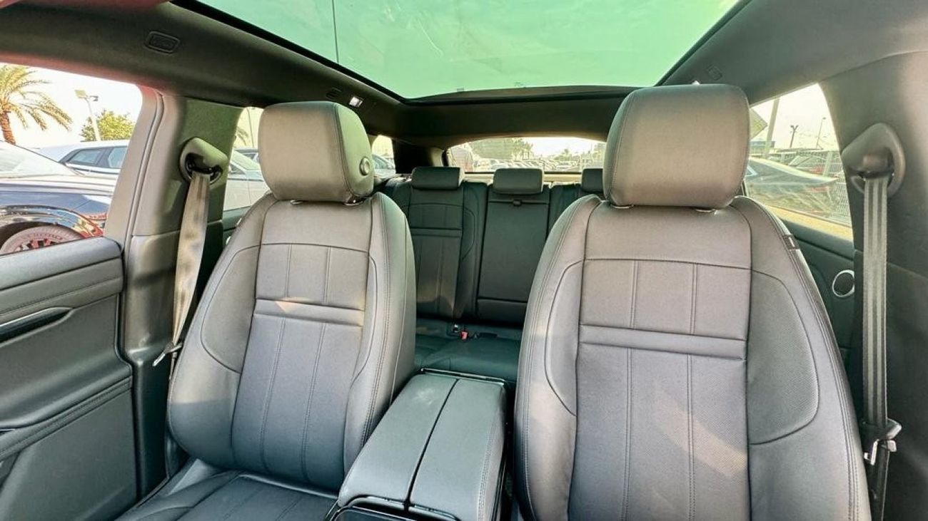 Land Rover Range Rover Evoque P300e PHEV