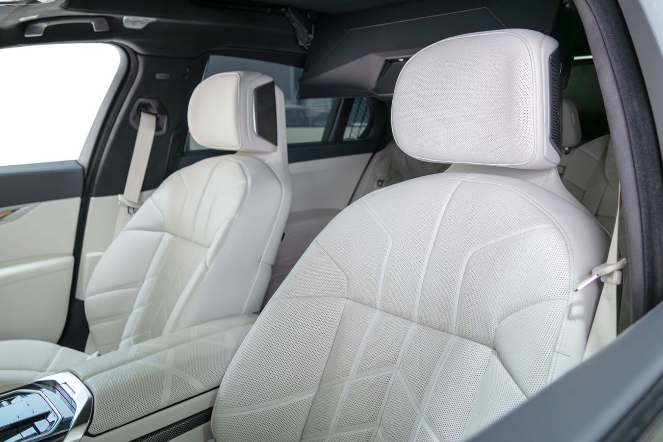 BMW M760e Frozen Black Matt-Special Order-High Specifications-M Sports Package-Rear Executive Lounge