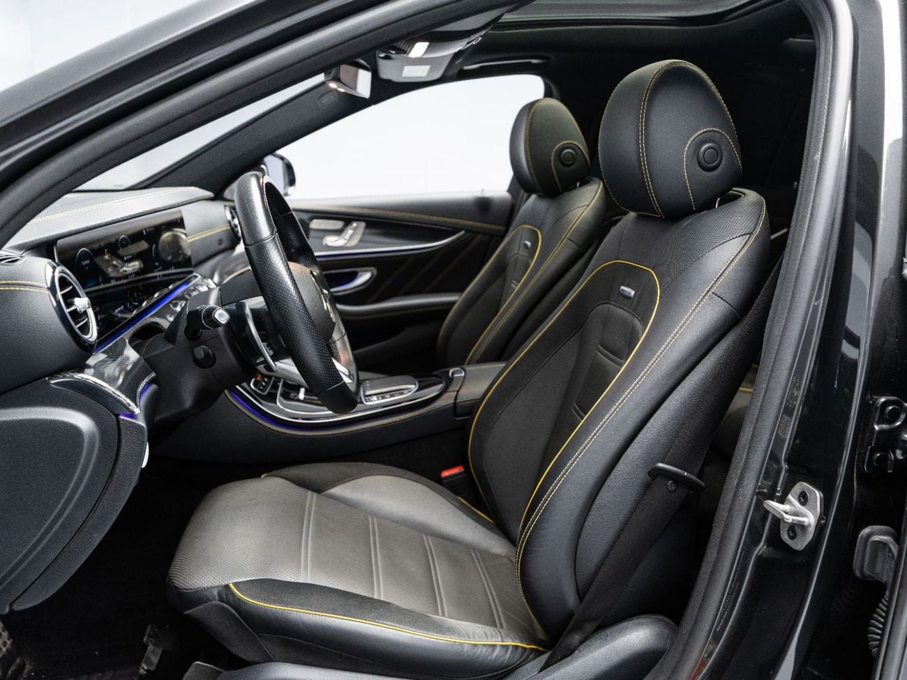 مرسيدس بنز E 63S 2022 Mercedes E63s AMG, 4.0 TC V8, 4WD, 603 bhp, 9 Speed Automatic