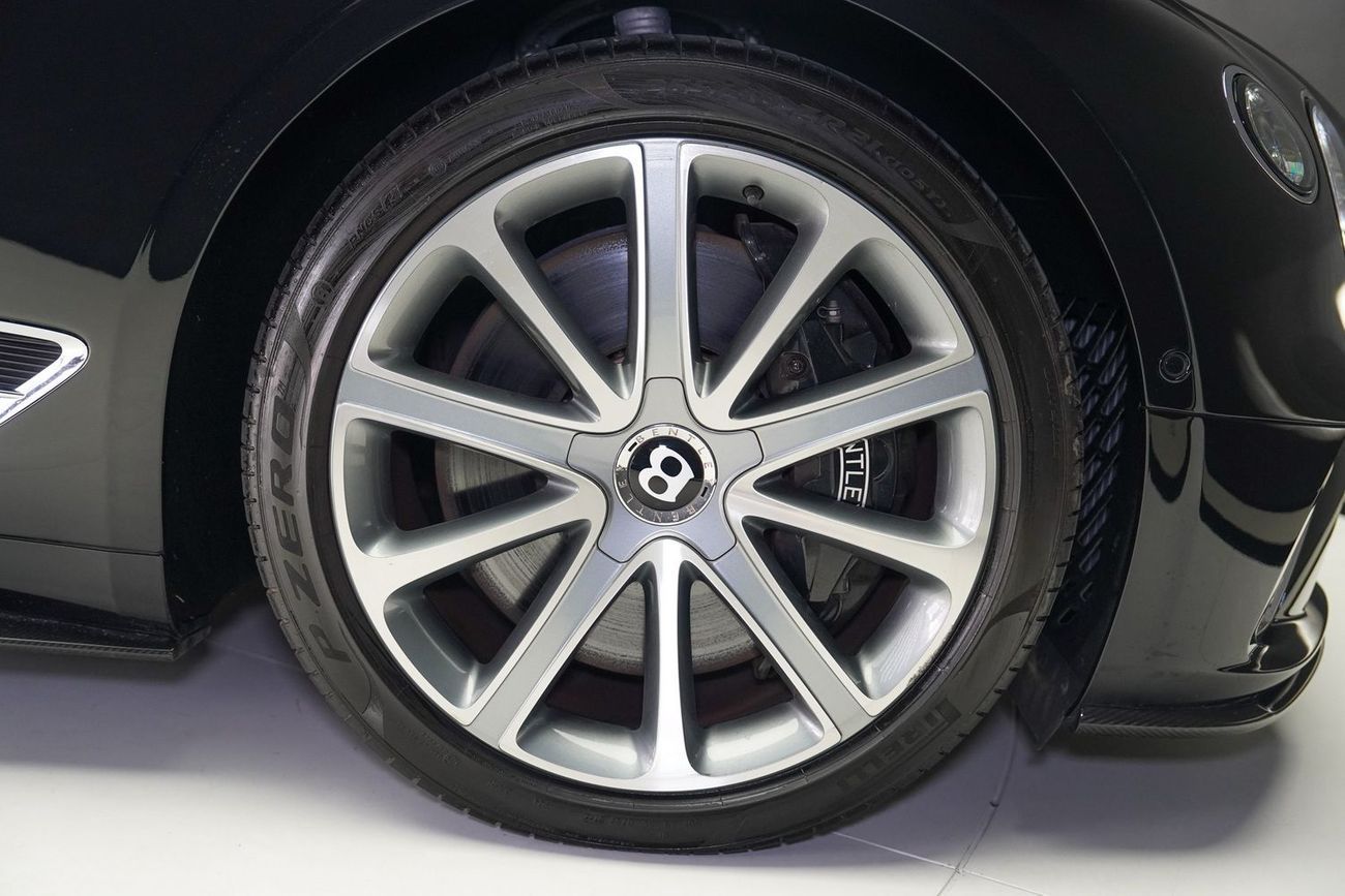 بنتلي كونتيننتال جي تي 4.0T V8