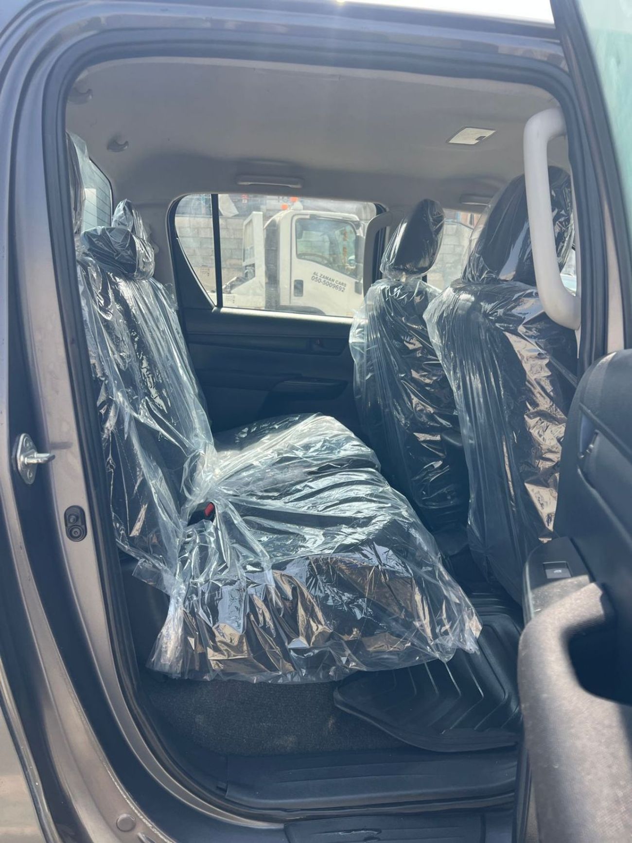 Toyota Hilux DIESEL 2.8L RIGHT HAND MANUAL GEAR YEAR 2017