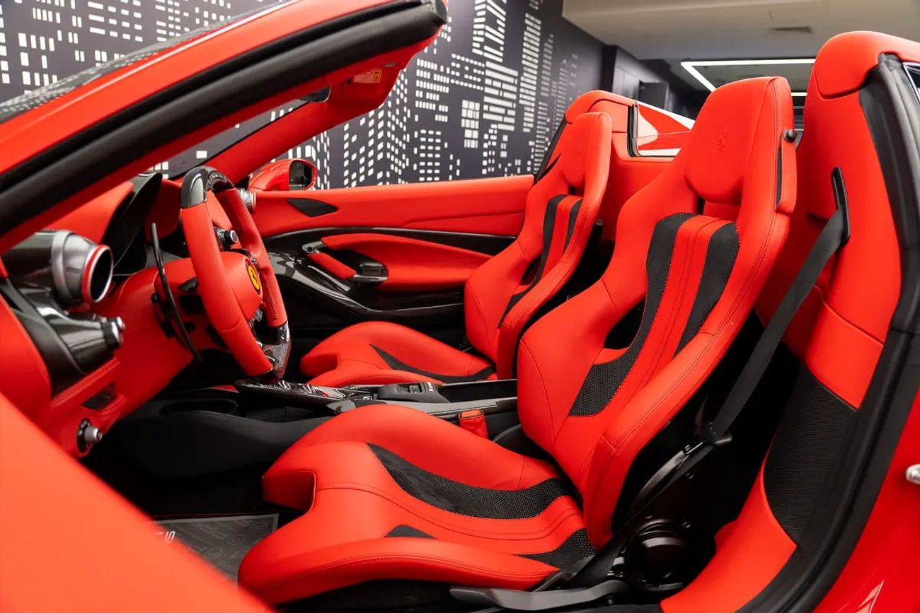 فيراري ف ٨ سبيدر 3.9T V8