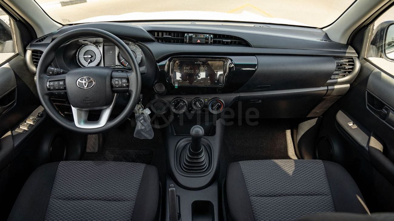 تويوتا هيلوكس TOYOTA HILUX DC | 2-YEAR WARRANTY + SERVICE AVAILABLE | IN-HOUSE FINANCING | 0% DOWNPAYMENT (BANK)