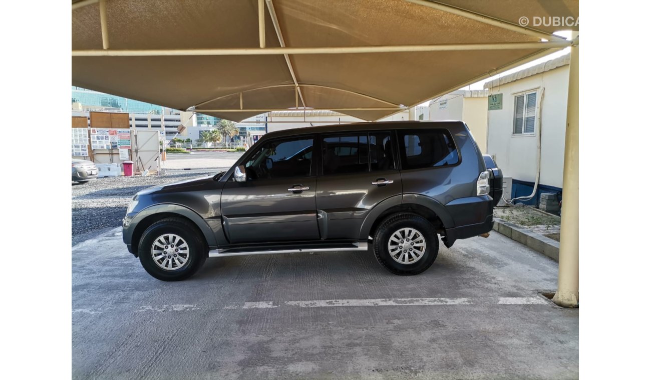 Mitsubishi Pajero GLS,3.5 Basic