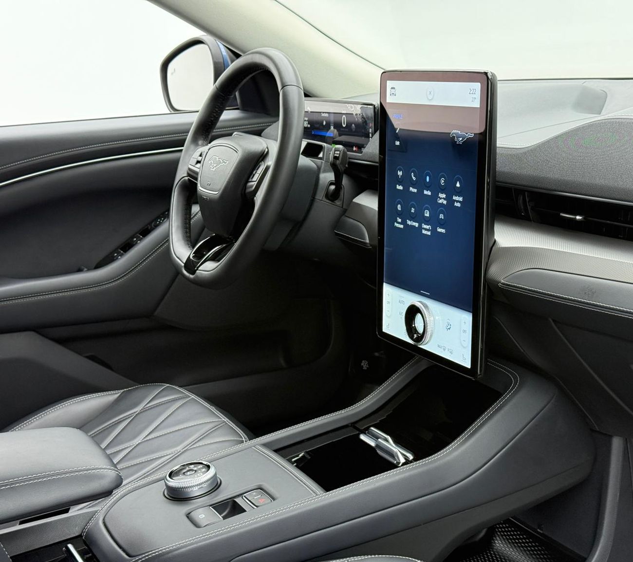 Ford Mustang Mach-E 2022 Ford Mustang Mach-E, Swiss Auto Warranty, Fully Loaded, Excellent Condition, Chinese