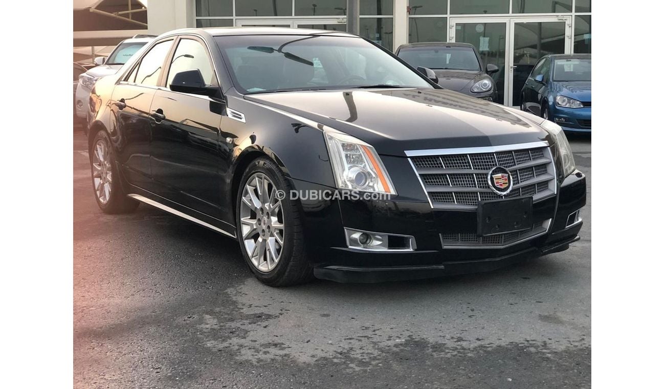 كاديلاك CTS موديل 2010 خليجي حاله ممتازه من الداخل والخارج فل مواصفات كراسي جلد وتبريد وتسخين في الكراسي ومثبت س