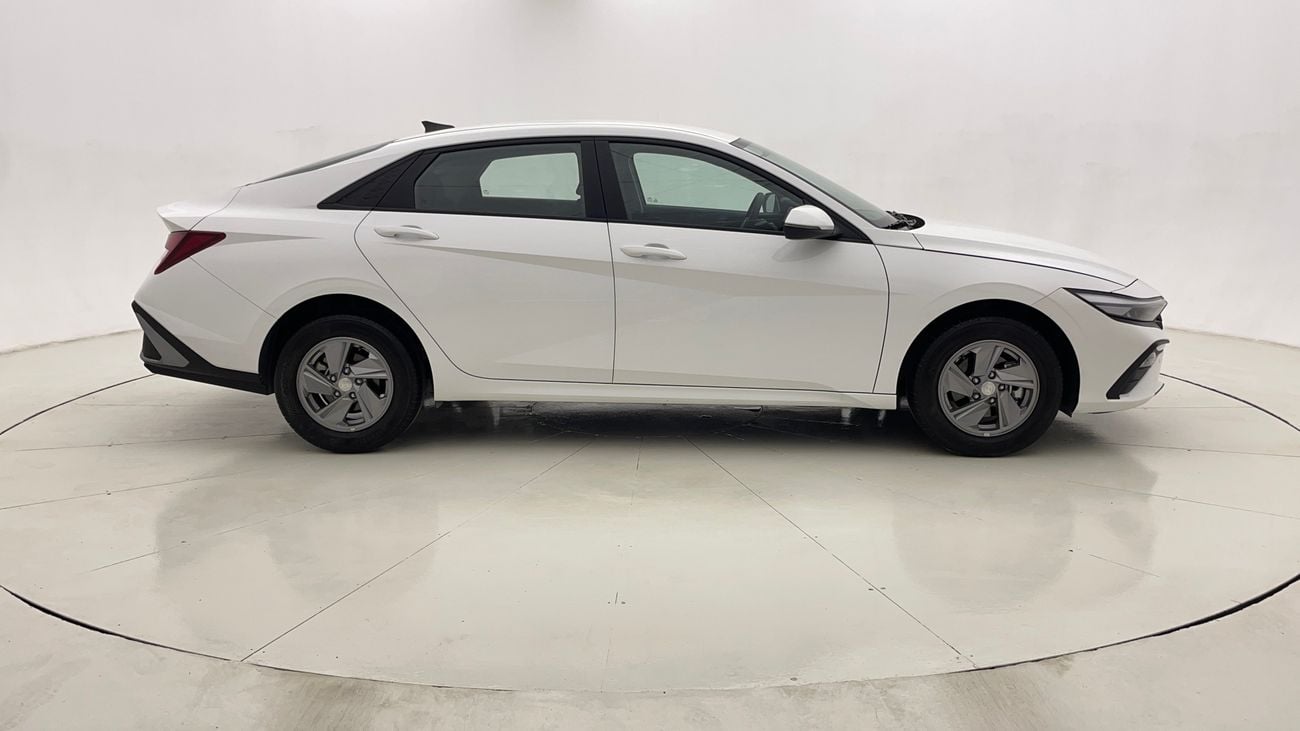 هيونداي إلانترا SMART 1.6 | بدون دفعة مقدمة | اختبار القيادة في المنزل