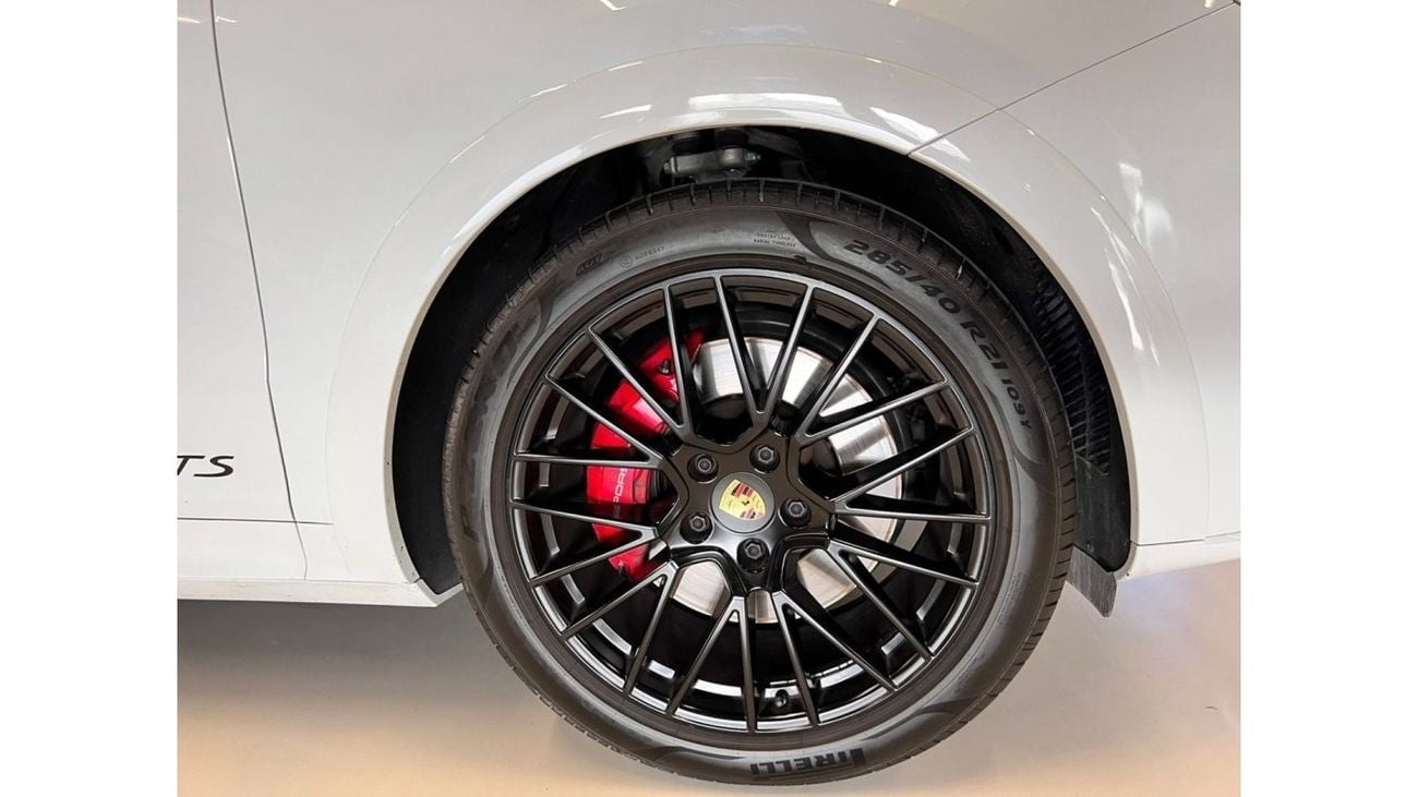 بورش كايان Cayenne GTS 2021 Full Service History, Low KMs, GCC