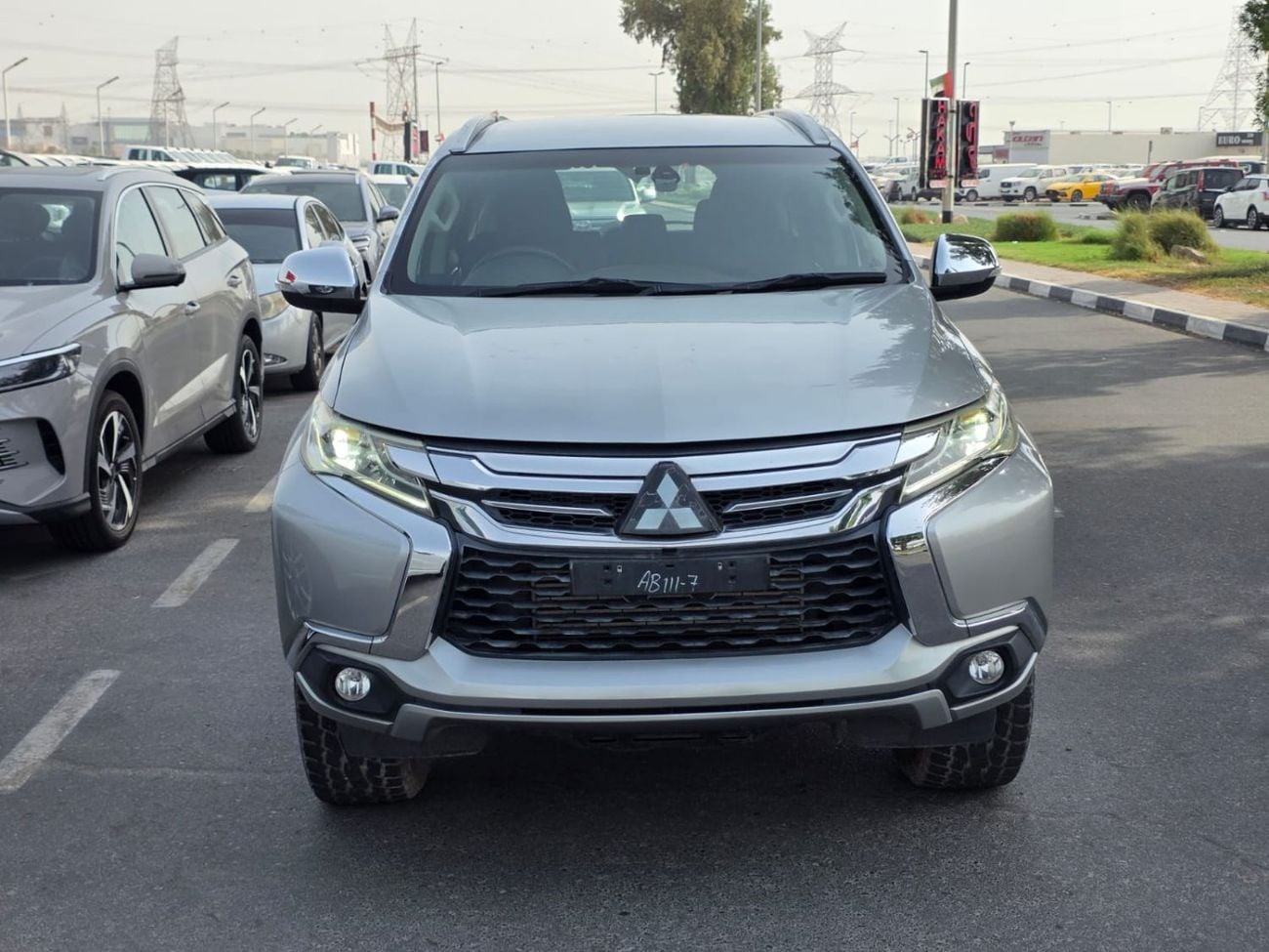 Mitsubishi Pajero diesel Pajero right hand drive for export only