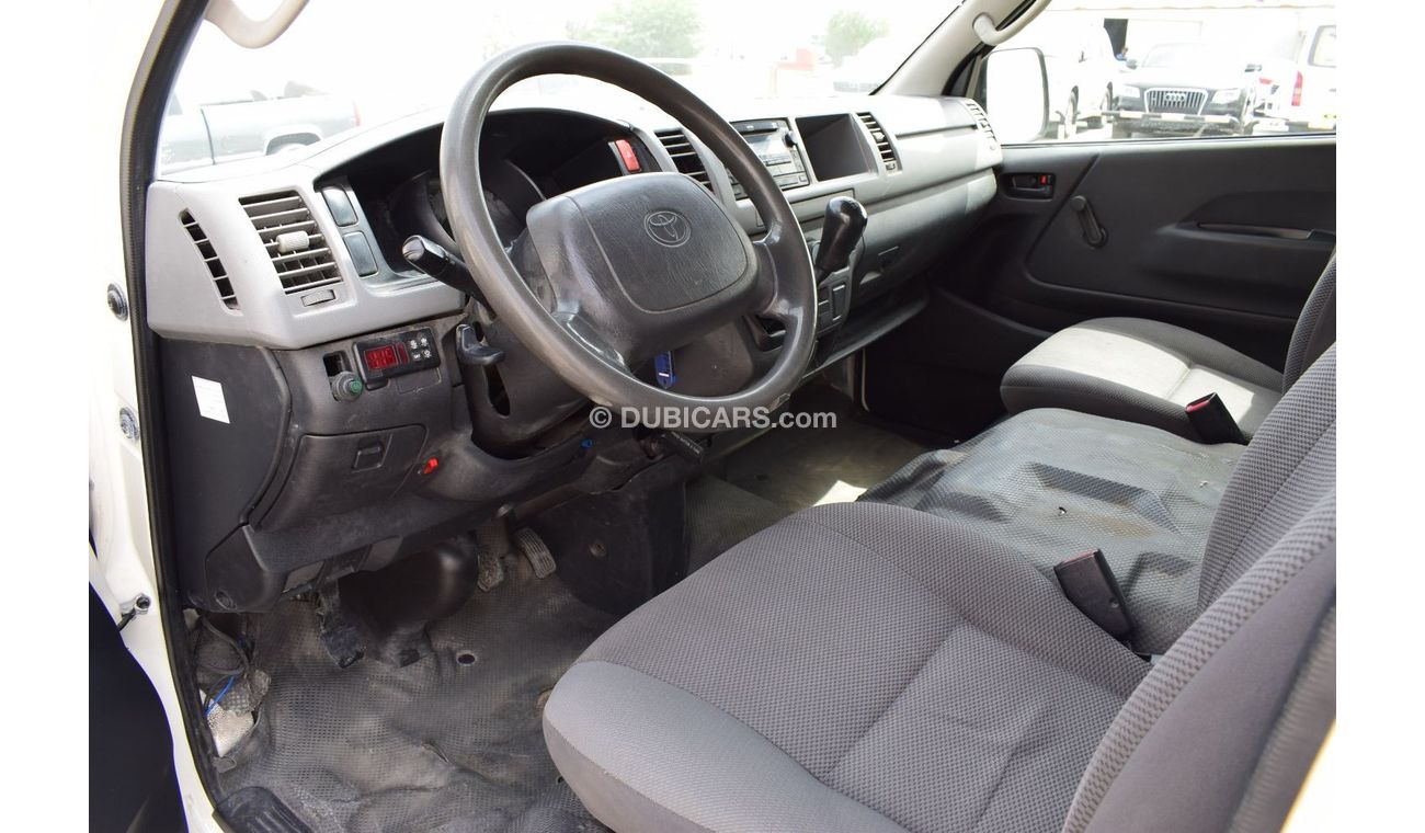 Toyota Hiace GLS - High Roof LWB Toyota Hiace Highroof chiller van, model:2013.Excellent condition
