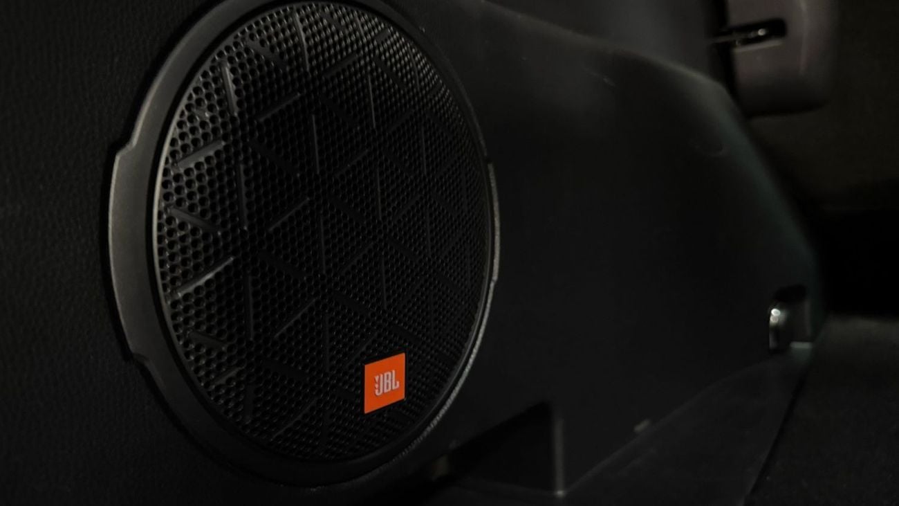 تويوتا راف ٤ HYBRID ,RIGHT HAND DRIVE FULL OPTION SUNROOF