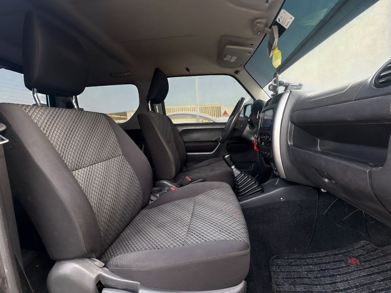 سوزوكي جيمني JIMNY GLX MT | 1.3L I4 – 85 BHP | 2016 | GCC SPECS