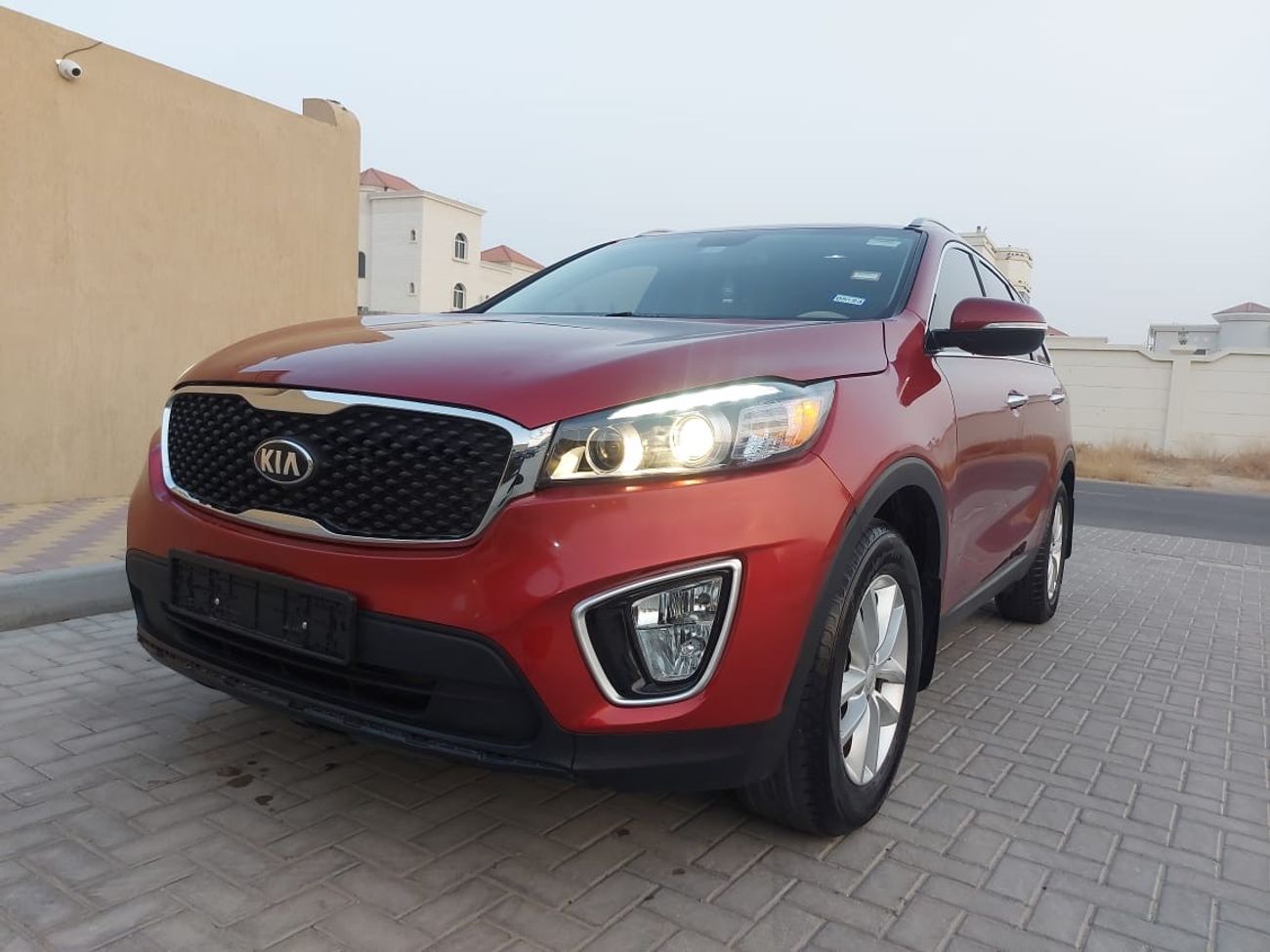 كيا سورينتو EX كيا سورينتو 2018 وارد بحاله ممتازه بدون حوادث  ضمان شاسيه جير ماكينه