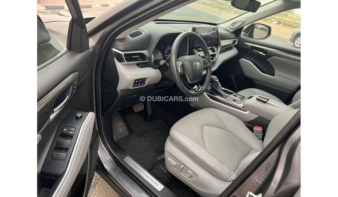 تويوتا هايلاندر 2021 Toyota Highlander Limited 3.5L V6 /