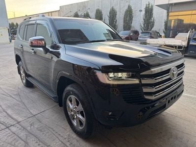 Toyota Land Cruiser SAHARA (NON GCC) Toyota Lc300 Sahara RHD,diesel engine 3.3L ,black colour 2026 brand new
