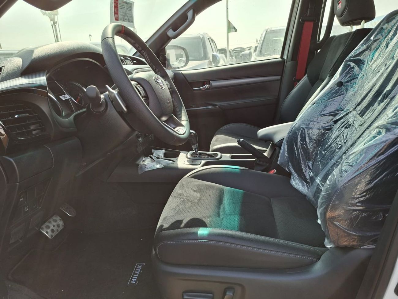 تويوتا هيلوكس GR Sport 4.0L