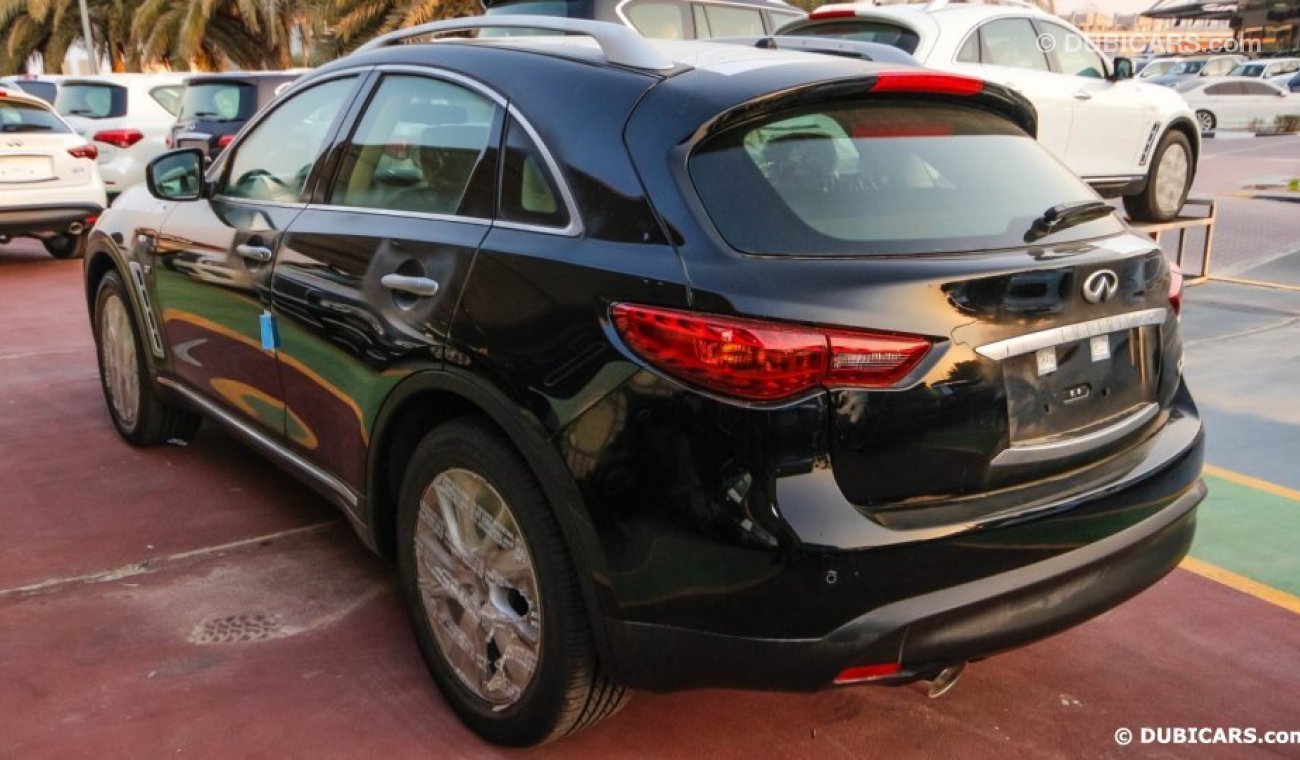 Infiniti QX70