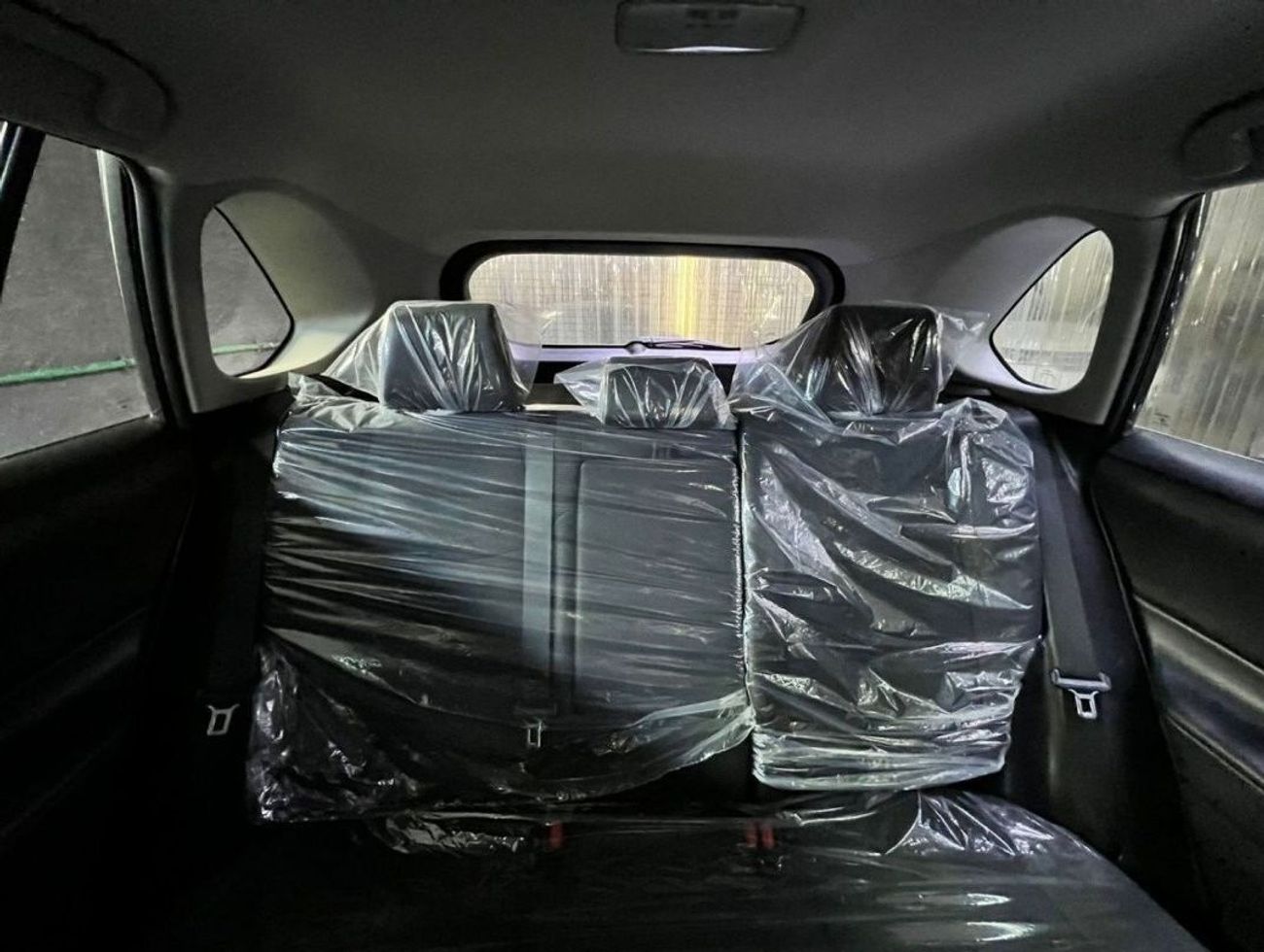 Toyota RAV4 LE Perfect inside and out