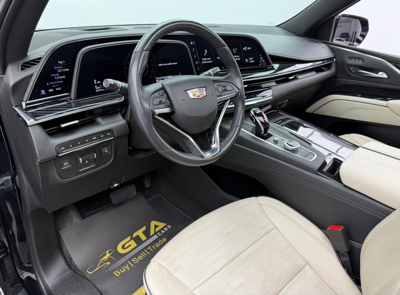 Cadillac Escalade 2023 Cadillac Escalade Platinum Luxury, 2028 Cadillac Warranty + Service Pack, Low Km, GCC